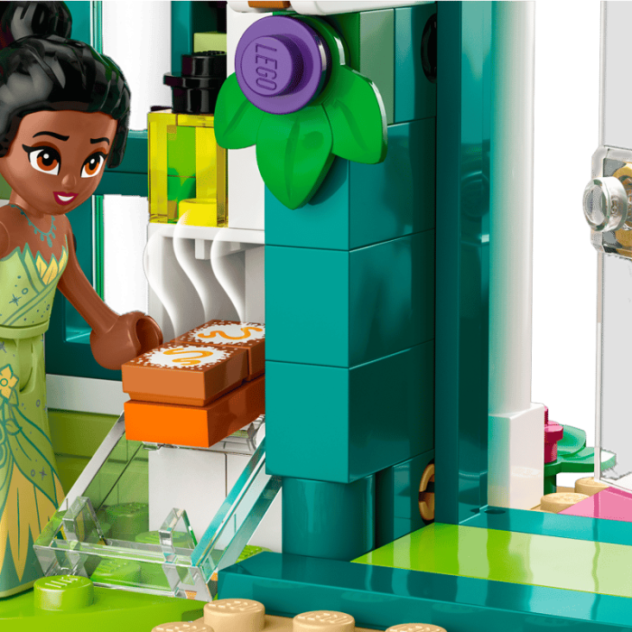 cokorito-toys-lego-43246-avventura-al-mercato-principesse-disney-5