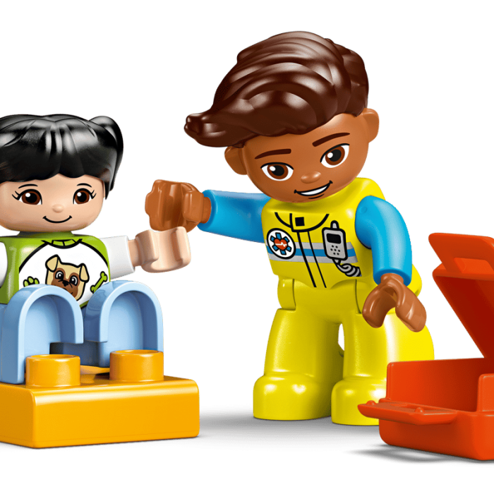 cokorito-toys-lego-10447-ambulanza-e-autista-1