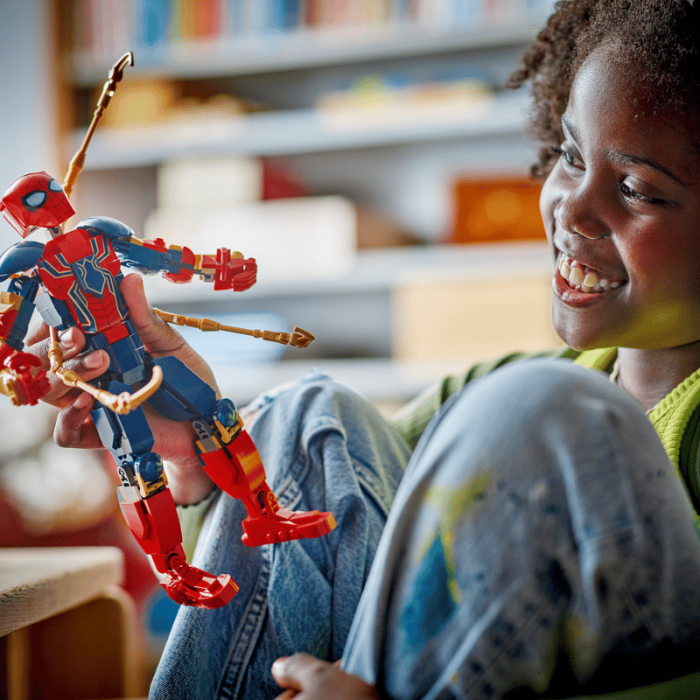 cokorito-toys-lego-76298-personaggio-costruibile-di-iron-spider-man-5